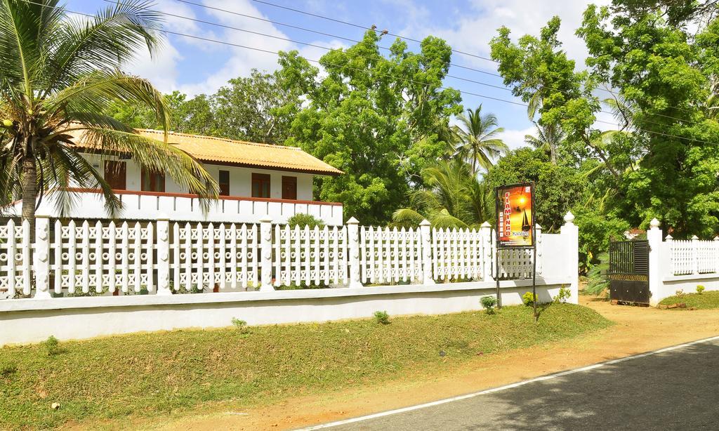 Hotel Flamingo Anuradhapura Exterior foto